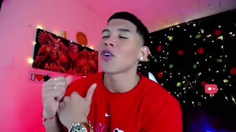 Snapshot of damian_latinxxx chatting on January 8, 2:46 am Damian online show from January 8, 2:46 am