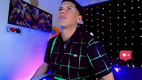 Snapshot of damian_latinxxx chatting on January 9, 2:54 am Damian online show from January 9, 2:54 am