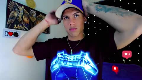 Snapshot of damian_latinxxx chatting on January 9, 8:55 am Damian online show from January 9, 8:55 am
