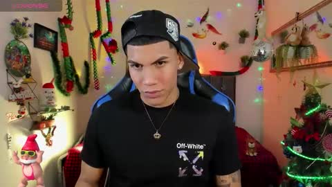 Damian online show from December 17, 3:12 am