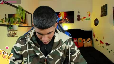 Damian online show from May 18, 3:02 am