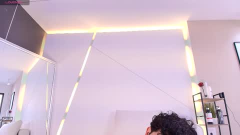 damian_salvatoree online show from November 9, 2:15 pm