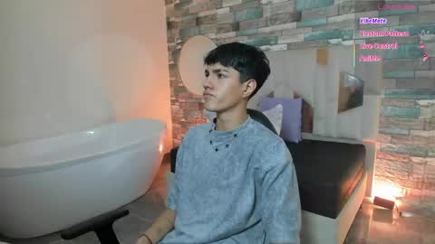 Snapshot of damian_tay chatting on May 11, 11:38 am damian_tay online show from May 11, 11:38 am