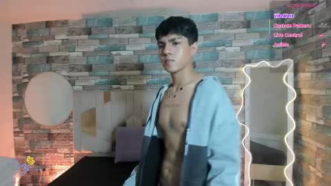 Snapshot of damian_tay chatting on May 11, 4:15 pm damian_tay online show from May 11, 4:15 pm