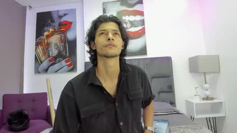 Snapshot of damian_vadim chatting on March 25, 11:05 am Damian Vadim online show from March 25, 11:05 am