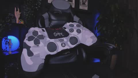 Daamiancox online show from December 17, 12:38 am