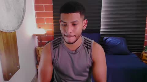 Snapshot of damiann_rees chatting on February 20, 3:52 pm instagram damiannreed. online show from February 20, 3:52 pm