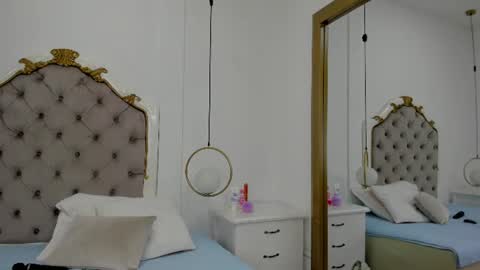 Snapshot of damianna_ chatting on July 28, 6:42 pm Damiana online show from July 28, 6:42 pm