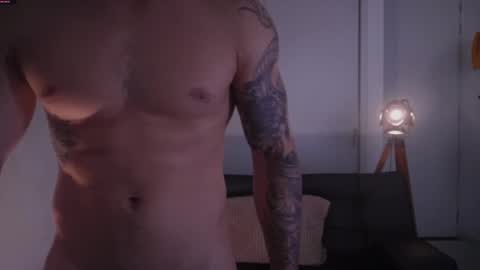 insta damn8   --------  online show from October 27, 3:16 pm