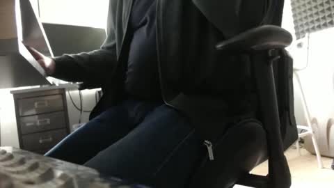 Ray online show from December 4, 12:25 pm