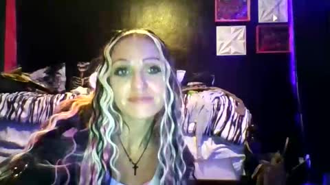 Snapshot of damnitjanet13 chatting on April 2, 12:14 pm damnitjanet13 online show from April 2, 12:14 pm