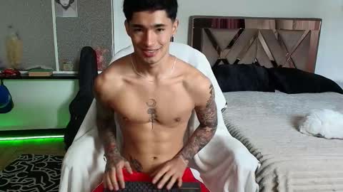 Damon online show from September 19, 7:03 pm