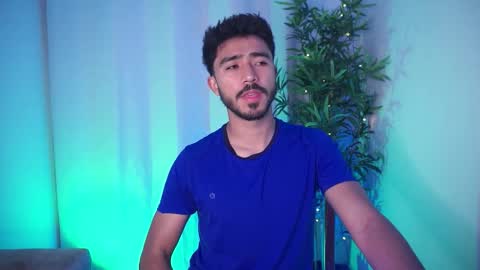 Snapshot of damon_frost chatting on November 24, 9:47 pm damon_frost online show from November 24, 9:47 pm