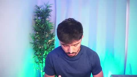 Snapshot of damon_frost chatting on June 11, 7:12 pm damon_frost online show from June 11, 7:12 pm