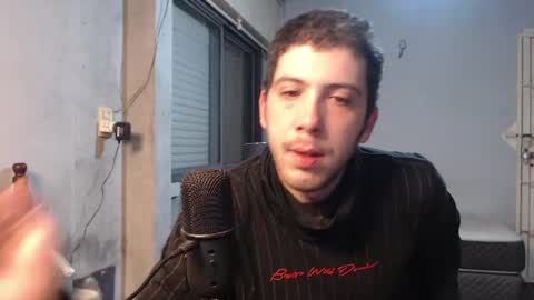 Snapshot of damon_hell chatting on July 13, 9:01 am Damon online show from July 13, 9:01 am