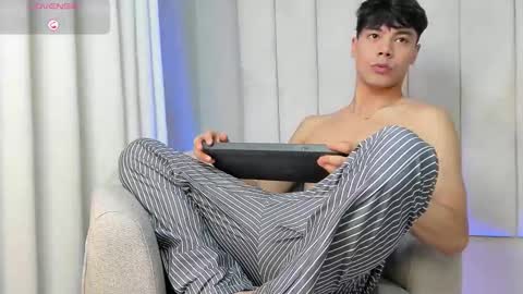 Snapshot of damon_nort chatting on November 10, 2:49 pm DEMON NORTH online show from November 10, 2:49 pm