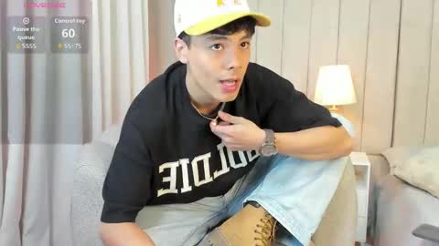 Snapshot of damon_nort chatting on November 29, 4:43 pm DEMON NORTH online show from November 29, 4:43 pm