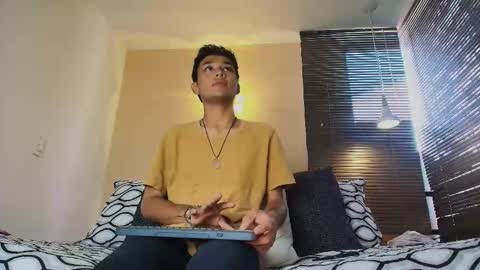 Damon  Salvatore online show from February 23, 8:06 pm