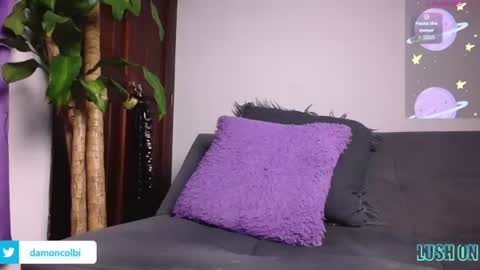 Snapshot of damoncolbi chatting on June 29, 1:01 am damoncolbi online show from June 29, 1:01 am