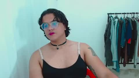 Diane Blosson online show from May 27, 1:13 am