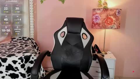 Danny online show from November 22, 7:46 pm