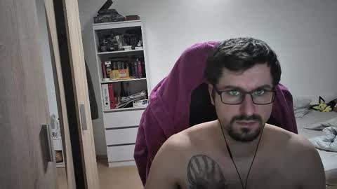 King Dan online show from February 15, 10:21 pm