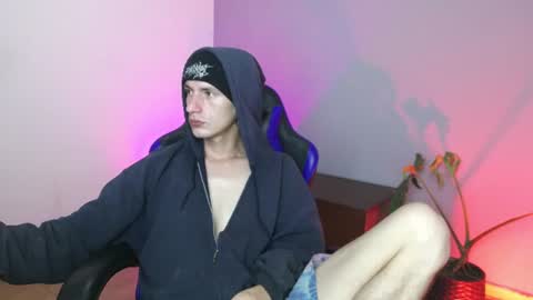 Dan and Noah online show from June 22, 3:58 am
