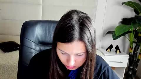 Snapshot of dana_dom chatting on October 25, 1:46 am Dana Dom online show from October 25, 1:46 am
