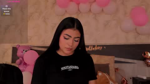 Snapshot of dana_haze chatting on June 15, 5:37 pm Dana online show from June 15, 5:37 pm