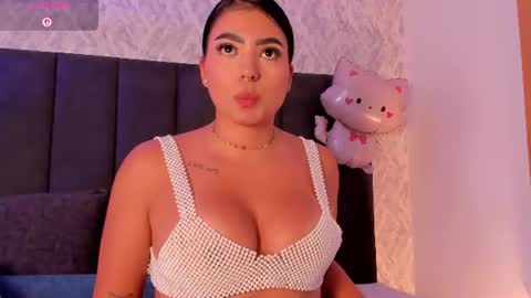 Snapshot of dana_haze chatting on August 1, 4:56 am Dana online show from August 1, 4:56 am