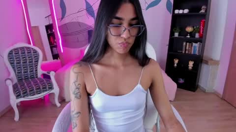 dana_paula online show from March 22, 3:04 pm