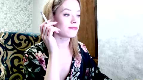 Snapshot of dana_smilex chatting on October 10, 5:34 pm Dana SmileX online show from October 10, 5:34 pm