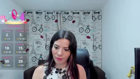 Danaa Rey online show from November 1, 4:31 pm