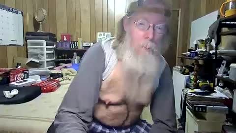 Snapshot of danagm chatting on January 12, 4:18 pm Dana online show from January 12, 4:18 pm