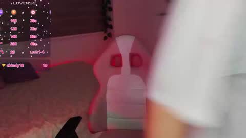 Snapshot of danay_01 chatting on October 23, 11:35 pm danay_01 online show from October 23, 11:35 pm