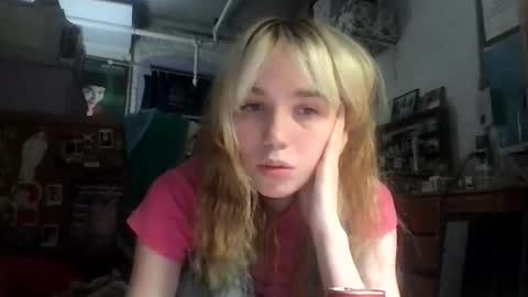 Snapshot of danceissexisbeauty2 chatting on December 1, 2:16 am Your submissive patient online show from December 1, 2:16 am