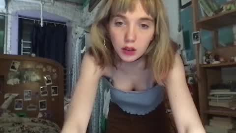 Snapshot of danceissexisbeauty2 chatting on February 7, 1:31 am Your submissive patient online show from February 7, 1:31 am