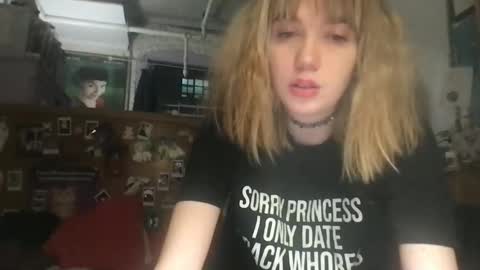 Snapshot of danceissexisbeauty2 chatting on March 27, 11:48 pm Your submissive patient online show from March 27, 11:48 pm