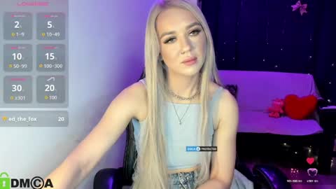 Snapshot of dances_queen chatting on May 23, 7:13 am dances_queen online show from May 23, 7:13 am