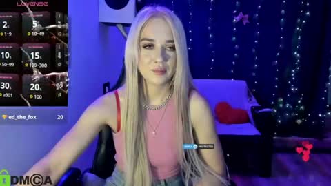 dances_queen online show from June 29, 7:14 am