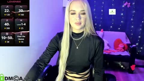 dances_queen online show from July 9, 7:12 am