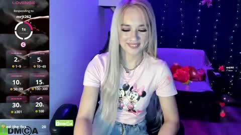 dances_queen online show from July 14, 7:02 am