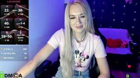 dances_queen online show from July 14, 10:21 am