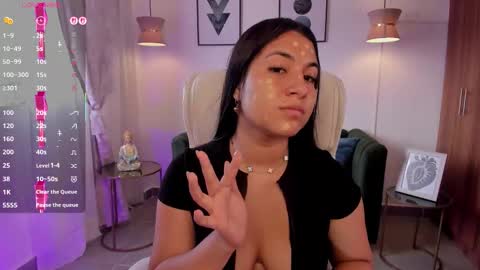 Dandara   online show from October 25, 7:41 pm