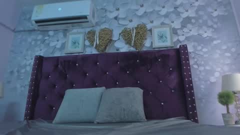 Daniela online show from February 25, 11:20 am