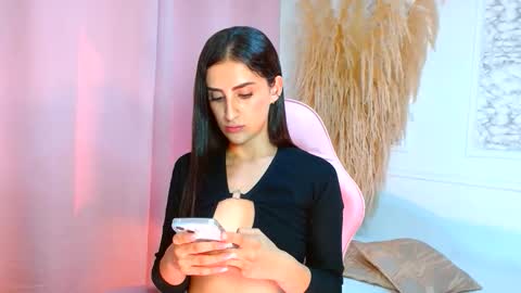 Danella Houston online show from May 22, 7:41 pm