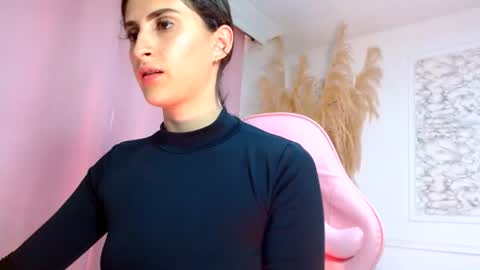 Danella Houston online show from June 22, 8:17 pm