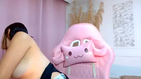 Danella Houston online show from July 25, 9:23 pm