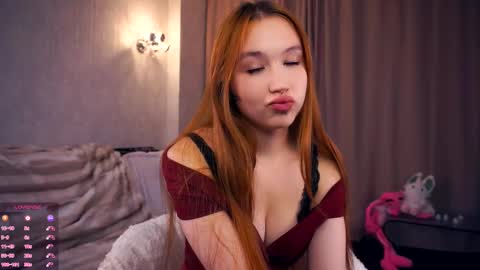Astrid online show from October 12, 7:35 pm