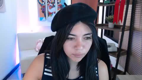 Veronica online show from April 23, 12:04 pm
